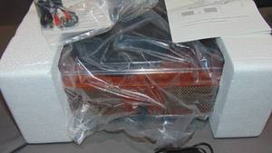 lot 19 image: Bluetooth Record Player Belt-Driven 3-Speed Turntable