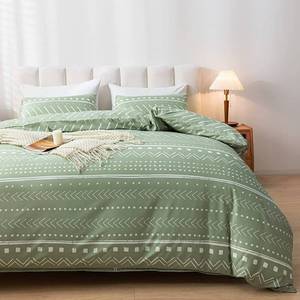 lot 54 image: Smoofy Aztec Sage Green Comforters Queen Size, Folkloric Art Pattern Bedding Set