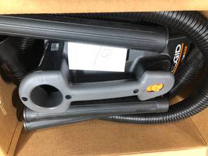 lot 61 image: RIDGID 4 Gallon 5.0 Peak HP Portable WetDry Shop Vacuum with Fine Dust Filter, Locking Hose and Accessories