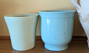 lot 108 image: Assorted Decorative Pots