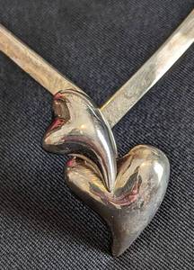 lot 135 image: Sterling Silver (Mexico) Heart Choker