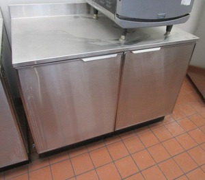 lot 6 image: Duke Refrigerated Prep Table on Wheels 120v 4x30x36 (contents not included)