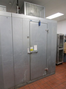 lot 11 image: Norlake Walk In Freezer 6x6x91 (64x64x83 inside)