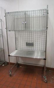 lot 19 image: Metro NSF RackingWorkstation on Wheels 2x4x86