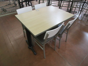 lot 37 image: 30x42 Table & (4) Chairs