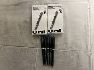 29 Uniball Vision Elite Blue Pens