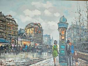 lot 1 image: Parisian Square Vintage Production Oil Painting