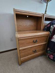 lot 33 image: Postmodern Whitewash Bedroom Queen Bed Set & Nightstands