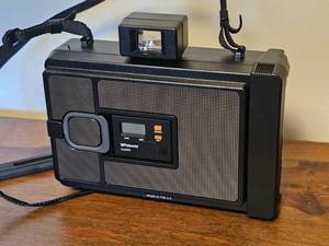 lot 106 image: Polaroid Pro Pack Camera