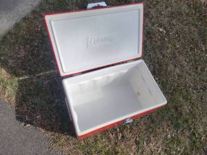 lot 118 image: Vintage Red Metal Coleman Cooler