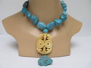 lot 32 image: Large Chunky Turquoise Beaded Necklace with Carved Bone Pendant