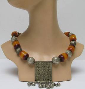 lot 36 image: Old Vintage Yemeni Bedouin Silver Necklace wAmber or Bakelite Beads