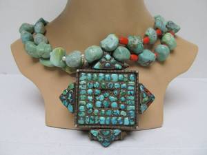 lot 1 image: Antique Turquoise & Silver Tibetan Gao Prayer Box Necklace 