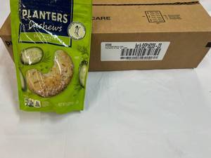 12x 5oz bags Planter Dill Pickle Cashews