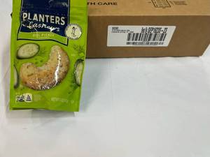 12x 5oz bags Planter Dill Pickle Cashews