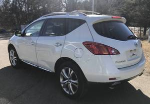 lot 2 image: 2009 Nissan Murano LE AWD