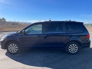 2014 Volkswagen Routan SE