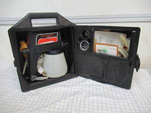 lot 46 image: Vintage Sears Craftsmen Airless Sprayer with case.  Electric