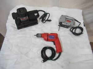 lot 79 image: Lot of Tools