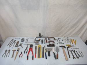 lot 116 image: Lot of Miscellaneous Hand Tools