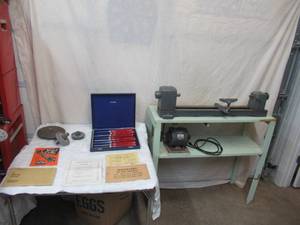 Craftsman & Dunlap Wood Lathe w/ set of Craftsman Professional Cutting Knives in case & Instructions