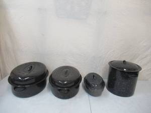 lot 167 image: Lot of Vintage Blue and Black Speckled Enamelware 1- Stock Pot with Lid and 3 Oven Roasting Pans with Lids