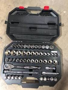 Husky 12 in. Drive Mechanics Tool Set (52-Piece) Customer Returns See Pictures