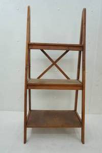 lot 72 image: Standing 3 Tier Shelf