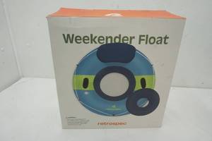 lot 78 image: New weekender Float Tube