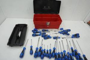 lot 100 image: Stack On Tool Box with Screwdrivers, variety of Bit end screwdrivers