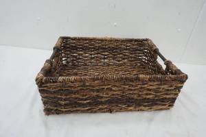 lot 121 image: Dark Color Wicker Basket 17x12x6