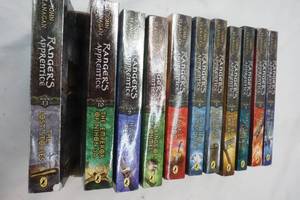 lot 128 image: Rangers Apprentice Book Series 1-11