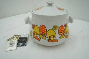 lot 146 image: MCM MUshroom Double croc