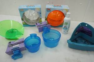 lot 150 image: Hamster Supplies Green Wheel, Food Bowls and more