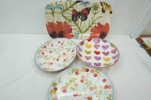 lot 154 image: 3 Porcelain Decorative Serving Bowls & Plastic Serving Plates