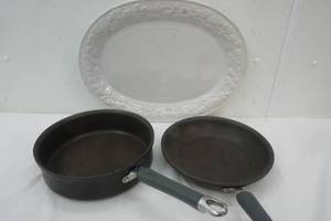 lot 156 image: 2 Pampered Chef Pans & a White Gibson Serving Plate