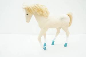 lot 199 image: Kids Toy Horse