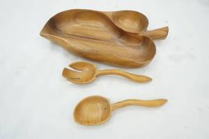 lot 214 image: Monkey Pod Dish, Spoon & Fork