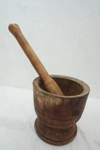lot 238 image: Antique Wooden Motar and Pestle