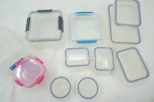 lot 252 image: Storage containers with lids