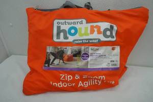 lot 258 image: New Zip & Zoom Indooroutdoor Agility Kit