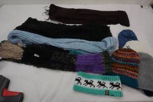 lot 320 image: Variety of Hats and scarfs of all sizes