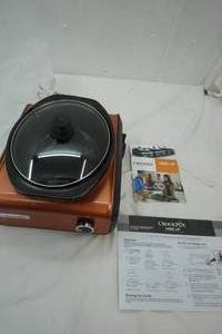 lot 323 image: New croc-Pot singleHook Up Color Burnt Orange