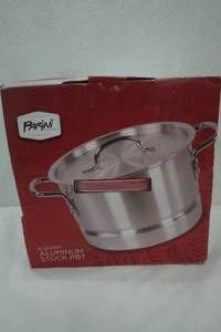 lot 325 image: New 8 Qt. Aluminum Stock Pot