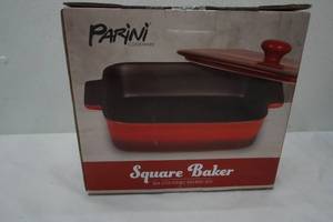 lot 328 image: New Parini Square Baker