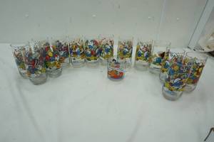 lot 346 image: 15 Collectable McDonalds Smurf Glasses & 1 Garfield