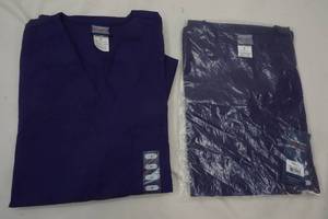 lot 357 image: New 2 Small Cherokee Scrub Tops