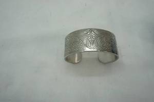 lot 369 image: Pewter Bracelet
