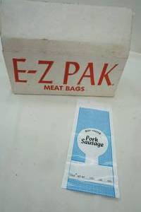 lot 419 image: NEW Box E-Z Pak Meat Bags, 1lb in size,