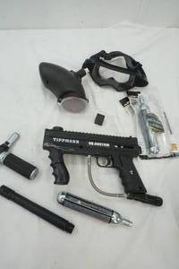 lot 496 image: CO2 Cylinders, paintball gun, eye protection